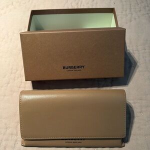 Burberry Sunglasses Box
